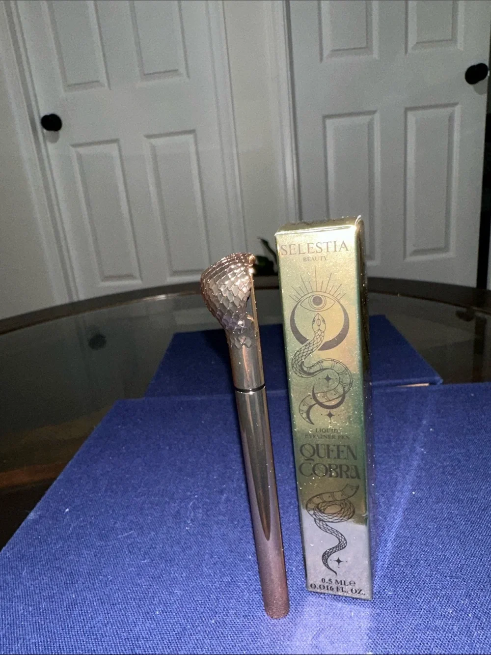 Queen Cobra Liquid Eyeliner Pen - Metallic Bronze